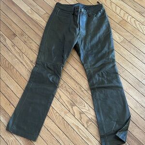 GAP Women’s Real Leather Dark Green Bootcut Jeans!
